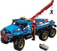 Купить конструктор Lego 6x6 All Terrain Tow Truck 42070: цена от 15999 грн.