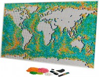 Купити конструктор Lego World Map 31203  за ціною від 13499 грн.