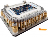 Купить конструктор Lego Real Madrid Santiago Bernabeu Stadium 10299: цена от 25749 грн.