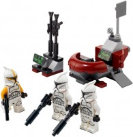 Купити конструктор Lego Clone Trooper Command Station 40558  за ціною від 1799 грн.