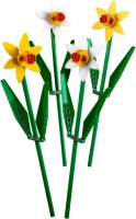 Купить конструктор Lego Daffodils 40646: цена от 1399 грн.