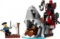Купить конструктор Lego Scary Pirate Island 40597: цена от 1449 грн.