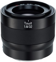Купить объектив Carl Zeiss 32mm f/1.8 Touit: цена от 31579 грн.