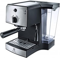 Купить кофеварка Electrolux EasyPresso EEA111: цена от 5549 грн.