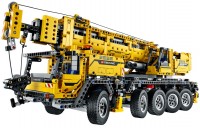 Купить конструктор Lego Mobile Crane MK II 42009: цена от 32448 грн.
